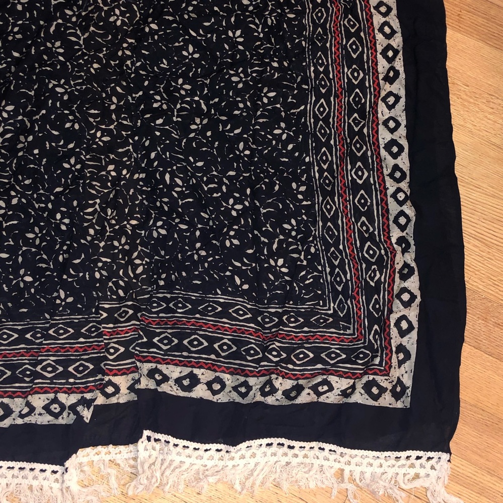 NWOT Vismaya open side cover up - Picture 2 of 7
